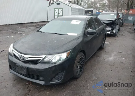 2013 Toyota Camry Le z USA, uszkodzony, nr VIN 4T4BF1FK7DR302164
